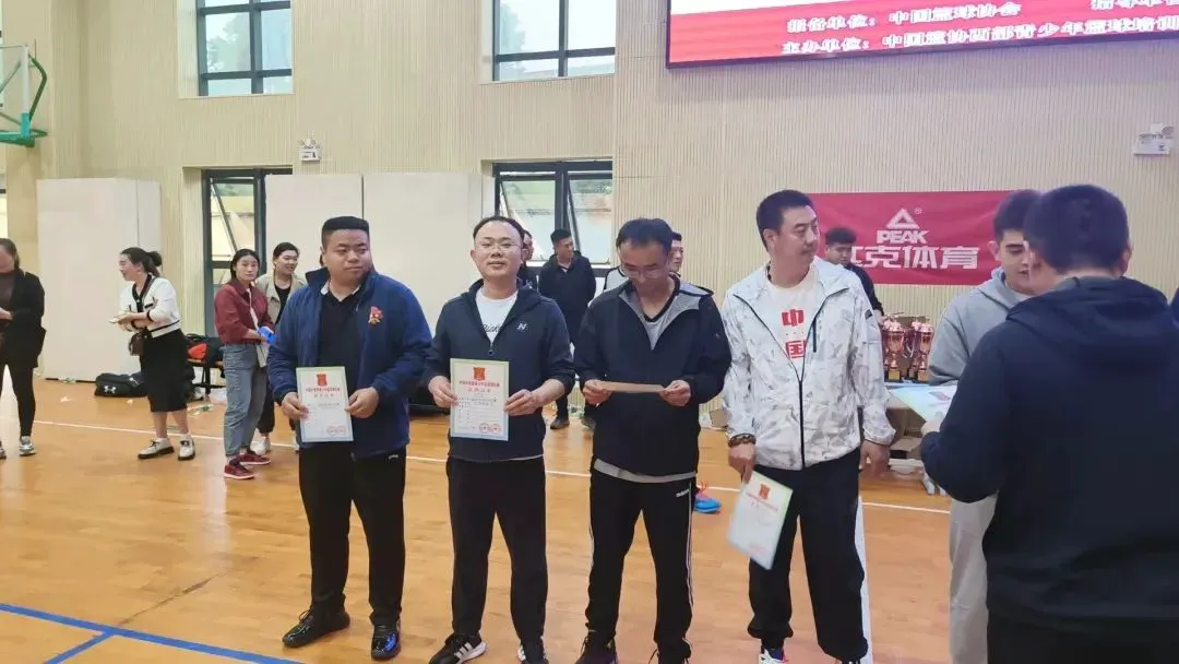 专业篮球教练如何指导球员心理_0
